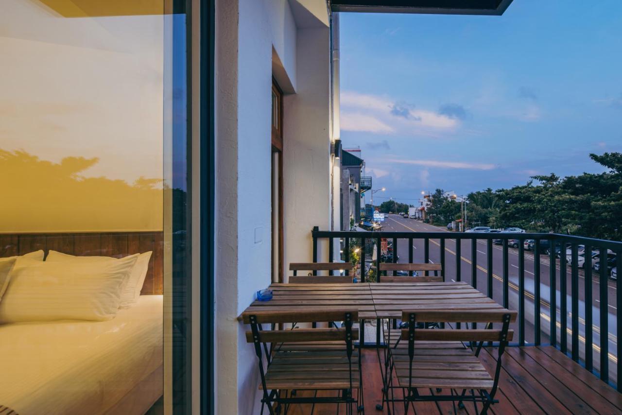 Cape Eluanbi Chuanfanrock Haku Beach Days Inn מראה חיצוני תמונה
